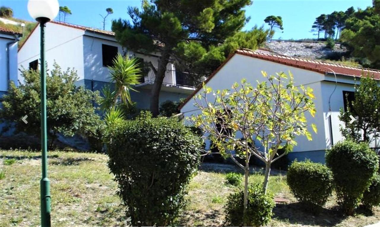 Beach Resort Mala Luka Omiš Buitenkant foto